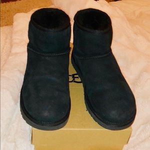 Ugg classic II mini perfect condition